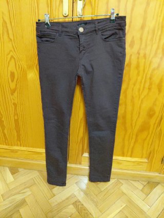 Pantalón elástico marrón