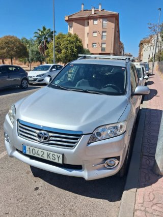 Toyota RAV4 2010