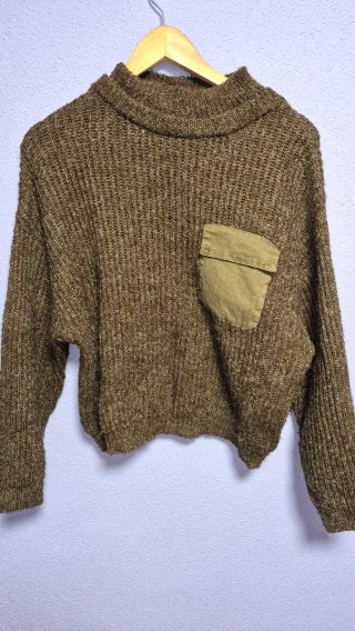 Jersey de punto verde oliva