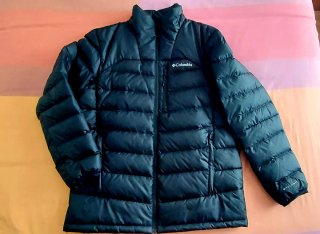 Chaqueta de plumas Columbia negra
