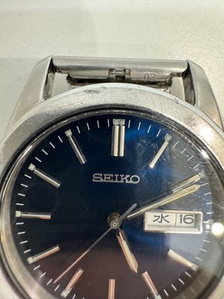Reloj Seiko QZ 7N43-0AM0 Esfera Azul