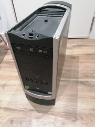 PC Intel Core 2 Duo E4600. Funciona.