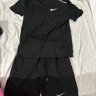 Conjunto corto Nike negro