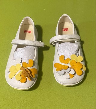Zapatos Camper Niña Blancos Flores Amarillas