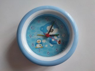 Reloj de mesa infantil azul