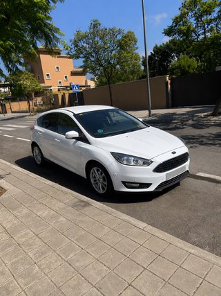 FORD FOCUS ECOBOOST TREND + 125CW