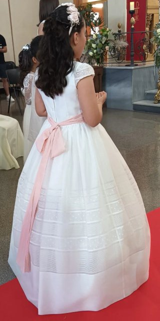 Vestido de comunión blanco y rosa
