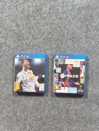 Pack 2 Juegos FIFA 18 y FIFA 21 PS4