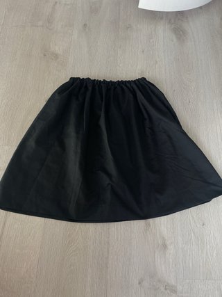 Falda Castañera Negra