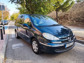 Peugeot 807 2008 de 8 plazas disponibles tranferec