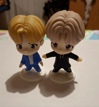 Set 2 Statuine TinyTAN Jungkook e J-Hope