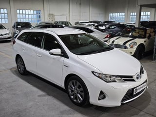 Toyota Auris Hybrid Active Touring Sports