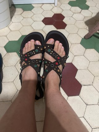 Sandalias Marrones con Piedras Talla 38