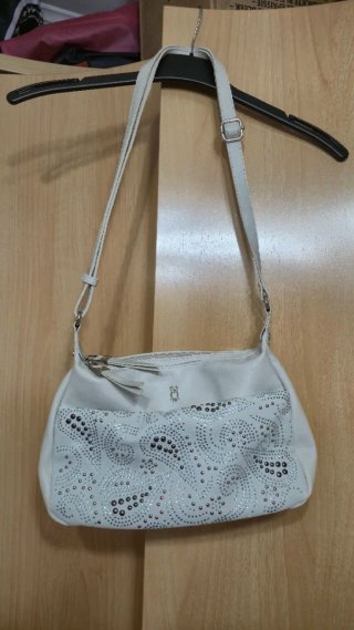 Bandolera beig Nano de la Rosa