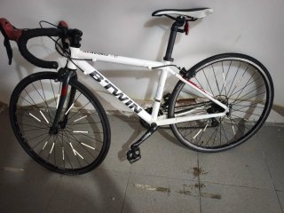 Bicicleta de Carretera Btwin Triban 300