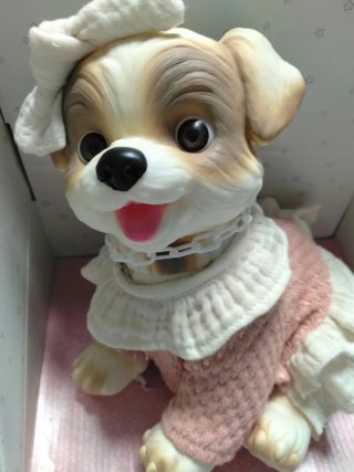 Figura decorativa de perrito con ropa