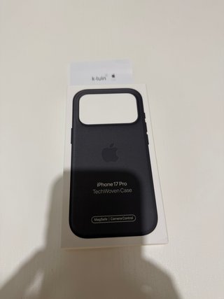Cover Apple TechWoven per iPhone 17 Pro