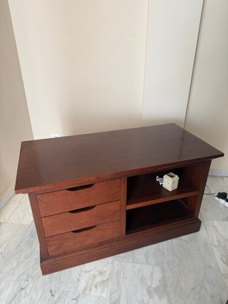 Mesa de Televisión de Madera