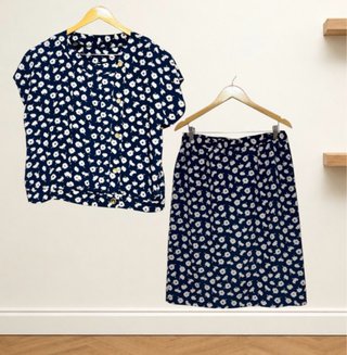 Talla 50. Conjunto vintage 2 piezas (Blusa+Falda)