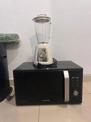 Microondas Samsung y Licuadora Moulinex