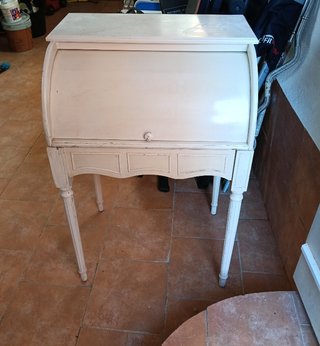 Escritorio tipo buró blanco