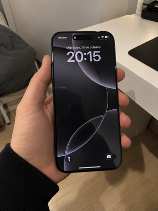 iPhone 16 Pro Nero