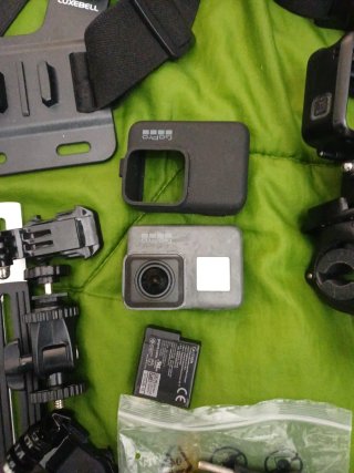Cámara GoPro con accesorios