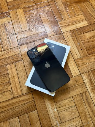iPhone 13 128GB impeccabile con scatola e accessori