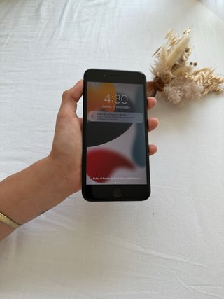 iPhone 7 Plus Negro 77%