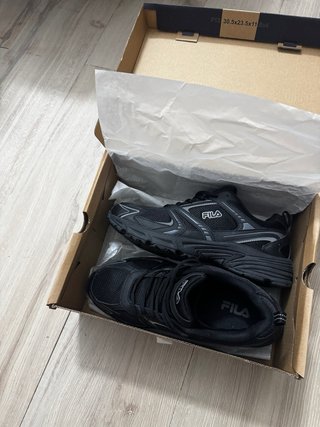 Zapatillas Fila Negras