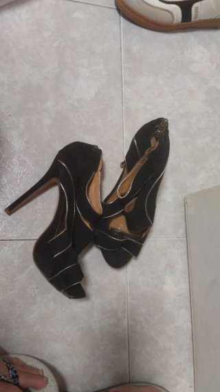 Zapatos de Tacón Negros