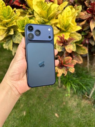 iPhone 17 Pro Max Blu