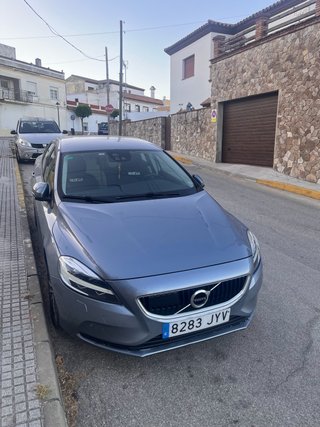 Volvo V40 2018
