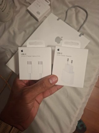 Cargador Apple USB-C 20W y Cable 2m