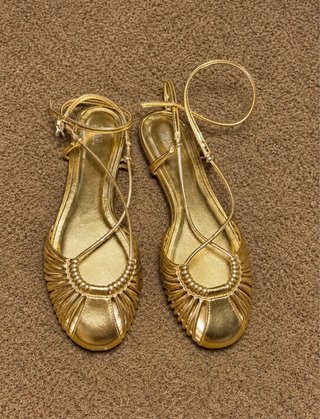 Sandalias Zara Doradas