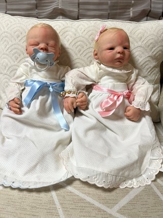 Bebés Reborn Mellizos