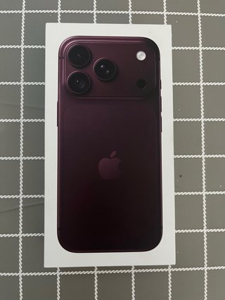 iPhone 18 Pro 256gb bordeaux