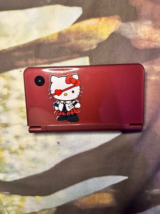 Nintendo DSi XL roja + 3 juegos + boli original