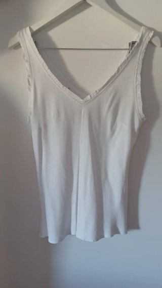 Blusa blanca Algo bonito