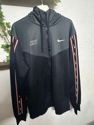 Sudadera con capucha Nike negra talla M