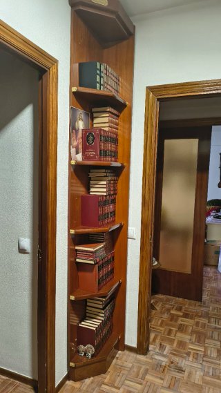 Librería Rinconera de Madera
