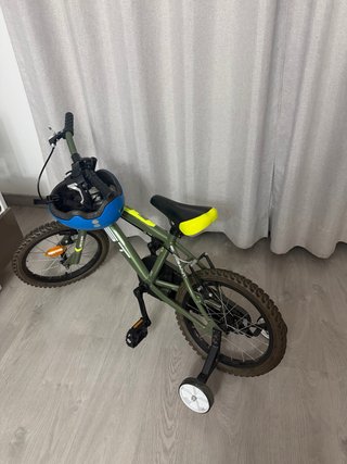 Bicicleta Infantil Verde con Ruedines