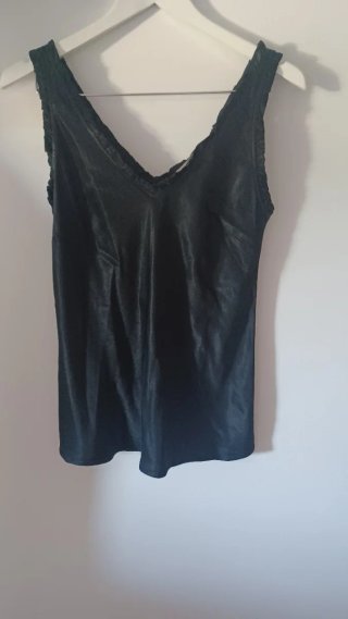 Blusa negra Algo bonito