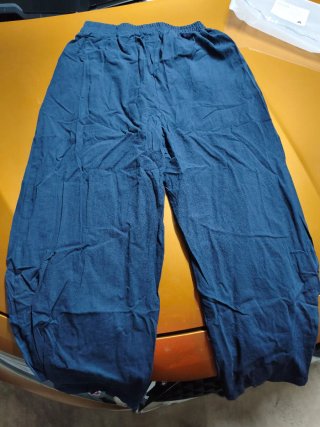 Pantalón ancho de verano azul