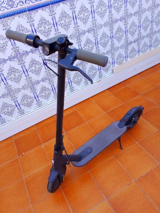 Patinete Eléctrico Xiaomi Mi Electric Scooter