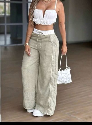 Pantalones de pierna ancha beige y blanco