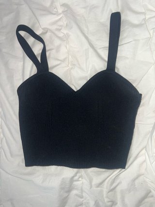 Top negro de tirantes