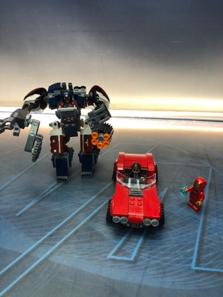 LEGO Iron Man: Detroit Steel Strikes Marvel Super Heroes Avengers 76077