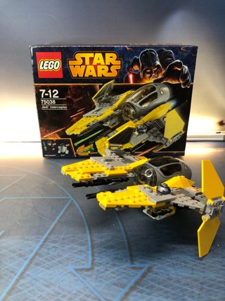 LEGO Star Wars Jedi Interceptor 75038