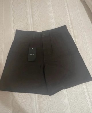 Pantalón corto